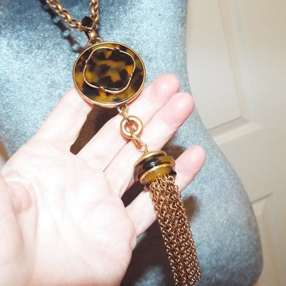 CHICO'S LONG TASSEL LAVALIER TORTOISE SHELL LUCITE STATEMENT 36" L. NECKLACE 74 - Picture 1 of 4